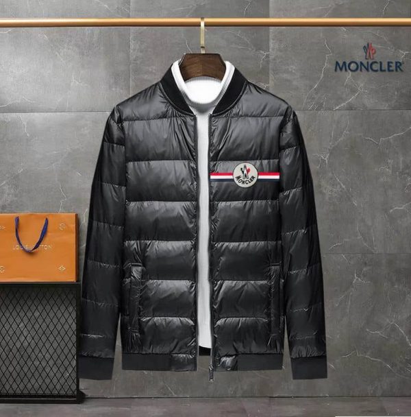 Moncler Coat – MC008