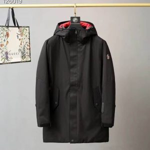 Moncler Coat – MC010