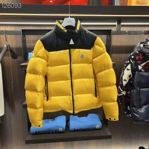 Moncler Coat – MC012