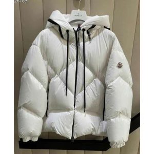 Moncler Coat – MC020