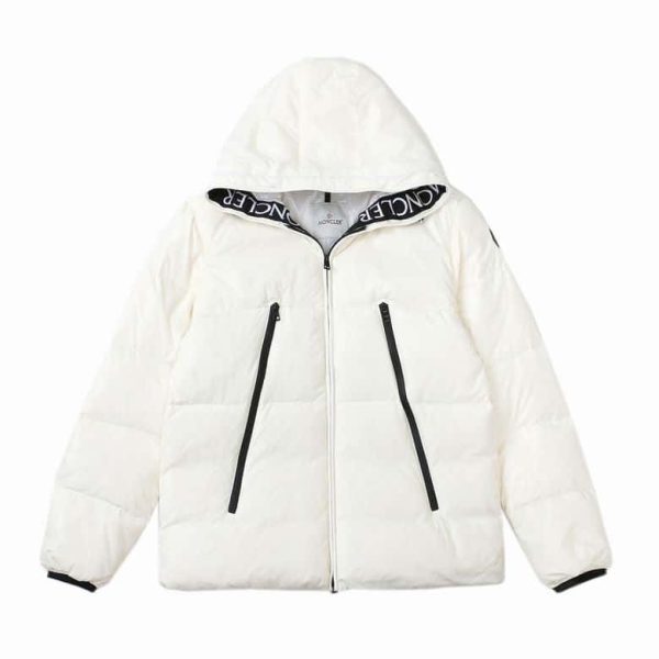 Moncler Coat – MC029