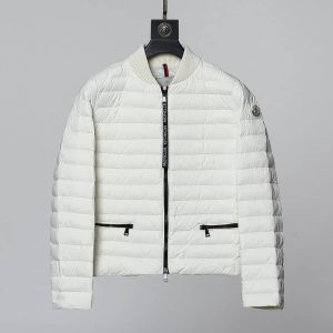 Moncler Coat – MC038