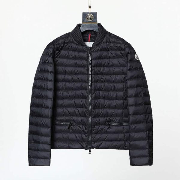 Moncler Coat – MC039