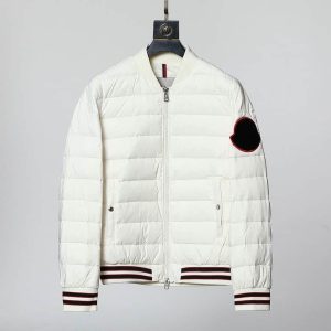 Moncler Coat – MC040