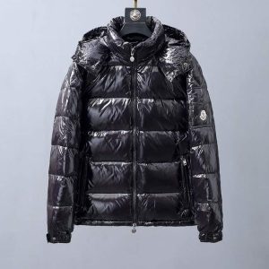 Moncler Coat – MC049