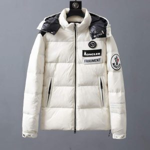 Moncler Coat – MC052