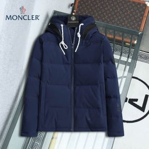 Moncler Coat – MC053
