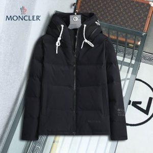 Moncler Coat – MC054
