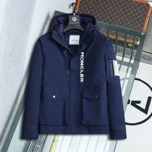 Moncler Coat – MC056