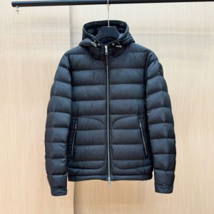 Moncler Down Jacket – MC121