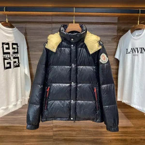 Moncler Dryden Short Down Jacket – MC113