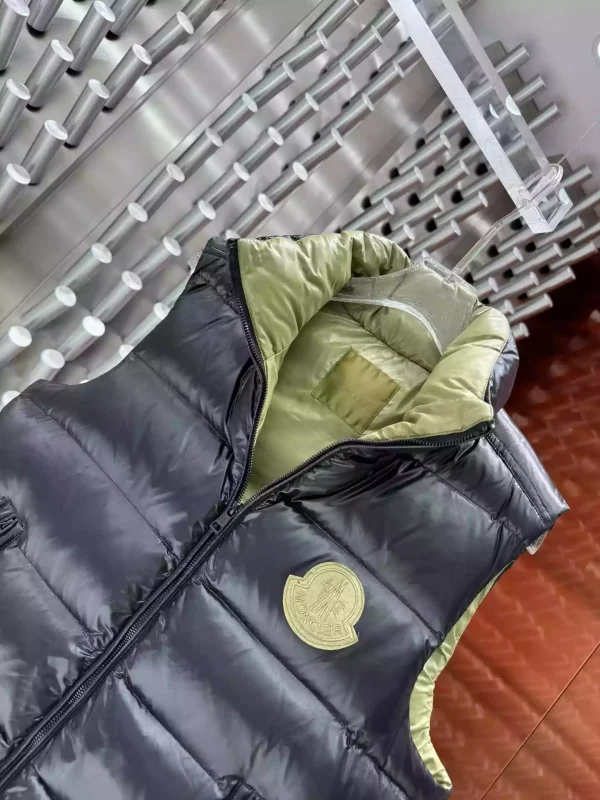 Moncler Parke Gilet Jacket in Black – MC120 - Image 4