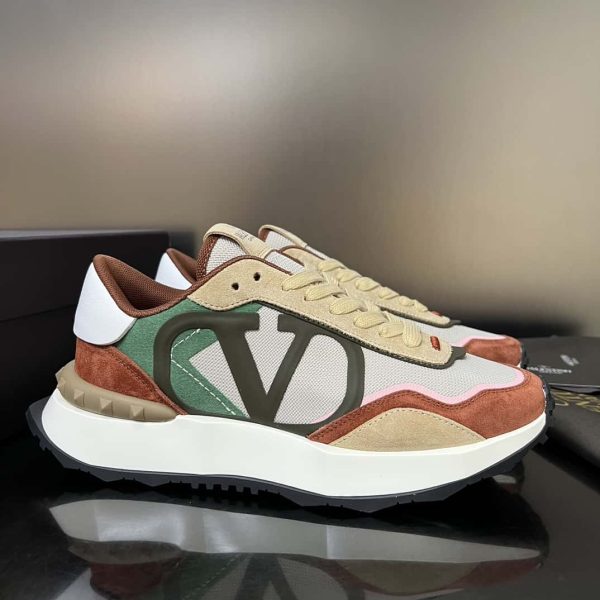 NETRUNNER FABRIC AND SUEDE SNEAKER – VLS016
