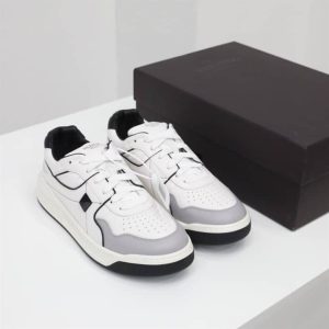 ONE STUD LOW-TOP NAPPA SNEAKER – VLS037