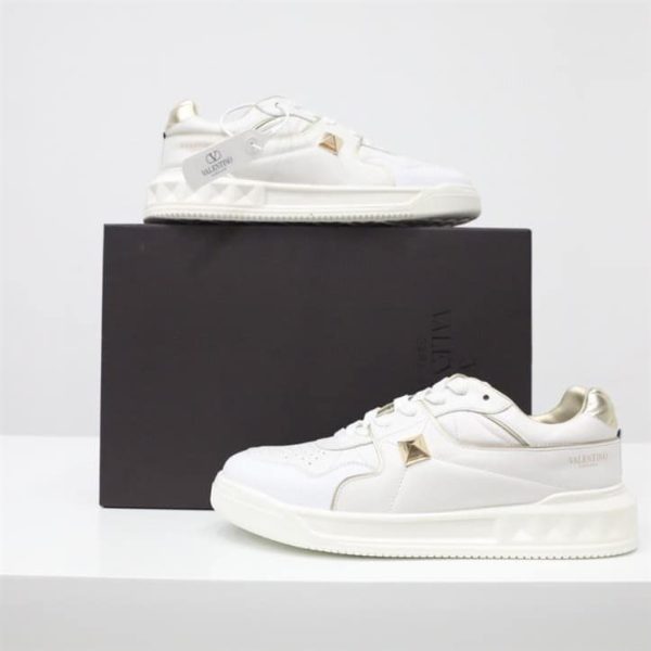 ONE STUD LOW-TOP NAPPA SNEAKER – VLS039 - Image 2