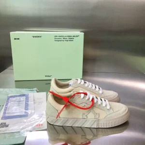 Off-White Low Vulcanized Distressed Sneakers – OFF58