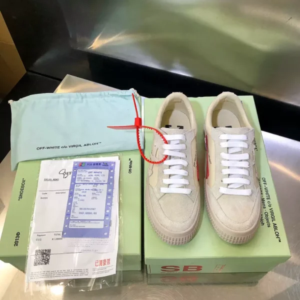 Off-White Low Vulcanized Distressed Sneakers – OFF58 - Image 3