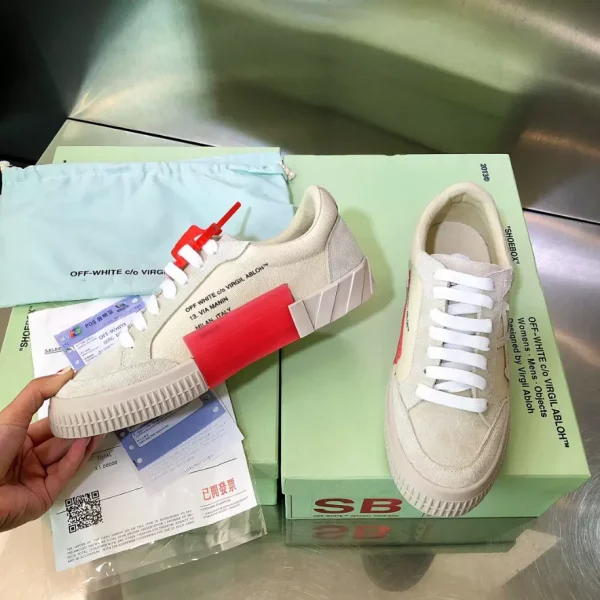 Off-White Low Vulcanized Distressed Sneakers – OFF58 - Image 6