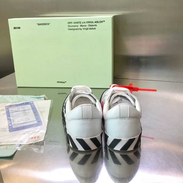 Off-White Low Vulcanized Distressed Sneakers – OFF61 - Image 7