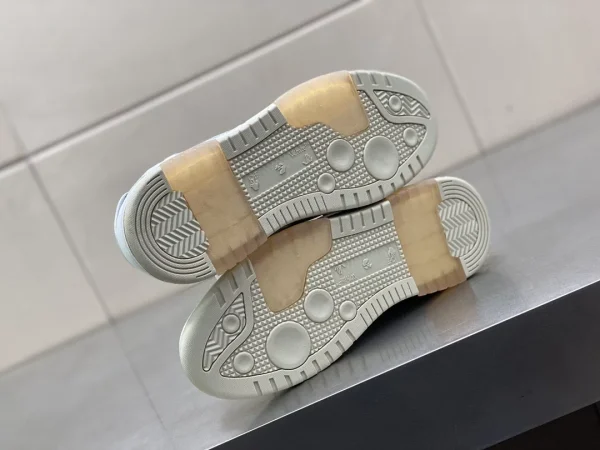 Off-White Out Of Office “For Walking” Sneaker – OFF19 - Image 10