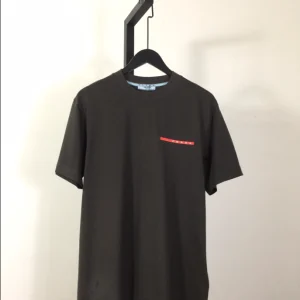 Prada T-shirt – PRT004