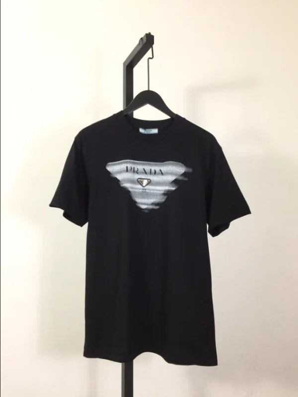 Prada T-shirt – PRT010
