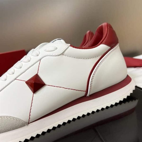 STUD AROUND LOW-TOP CALFSKIN AND NAPPA LEATHER SNEAKER – VLS002 - Image 5