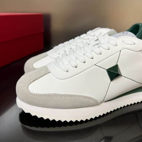 STUD AROUND LOW-TOP CALFSKIN AND NAPPA LEATHER SNEAKER – VLS003 - Image 5