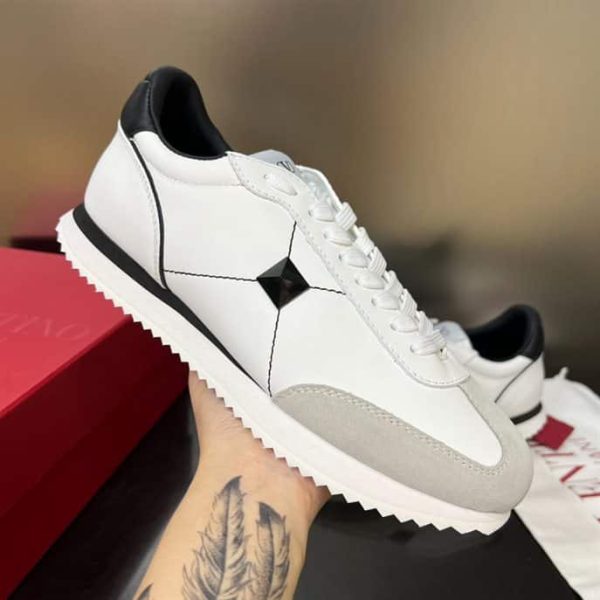STUD AROUND LOW-TOP CALFSKIN AND NAPPA LEATHER SNEAKER – VLS006 - Image 2