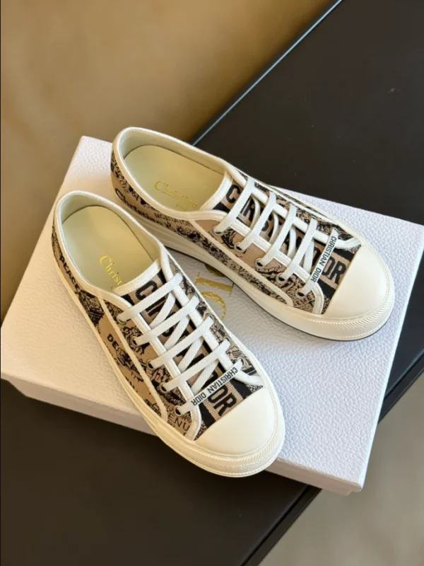 WALK’N’DIOR PLATFORM SNEAKER – CD147 - Image 3