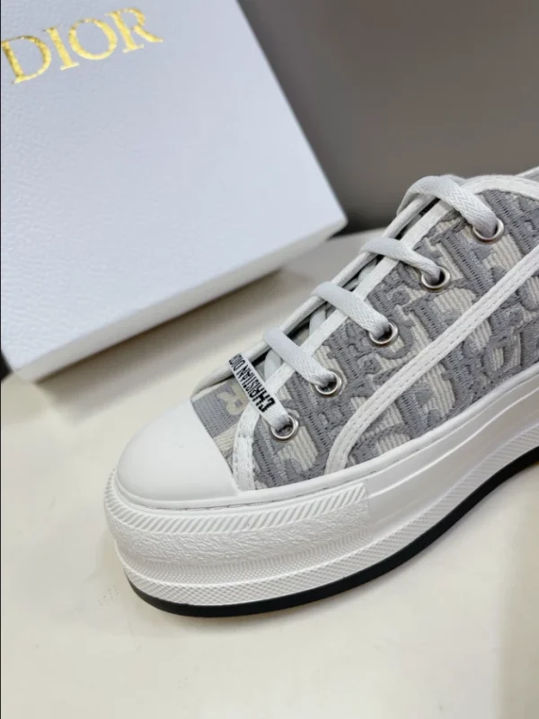 WALK’N’DIOR PLATFORM SNEAKER – CD180 - Image 3