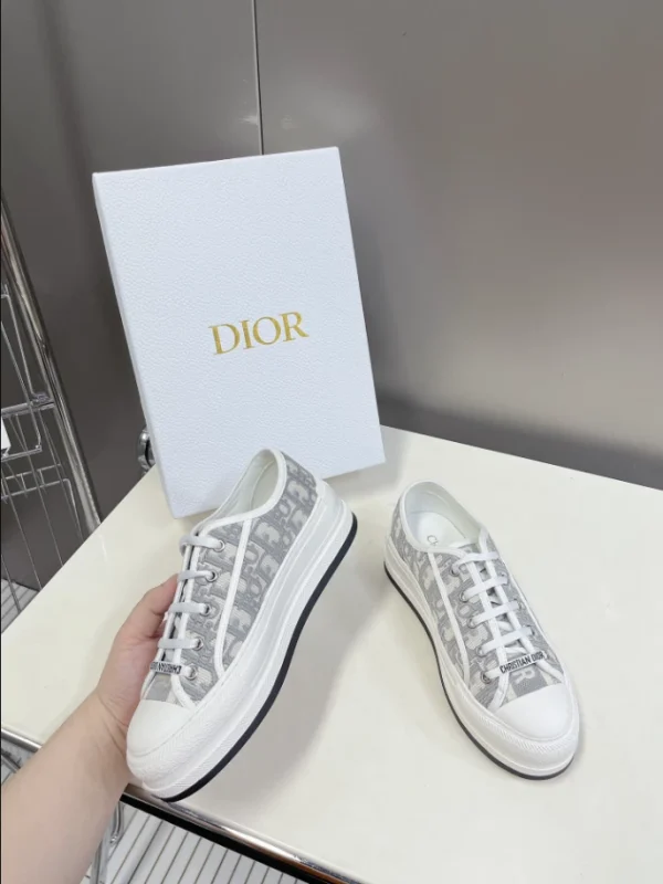 WALK’N’DIOR PLATFORM SNEAKER – CD180 - Image 4