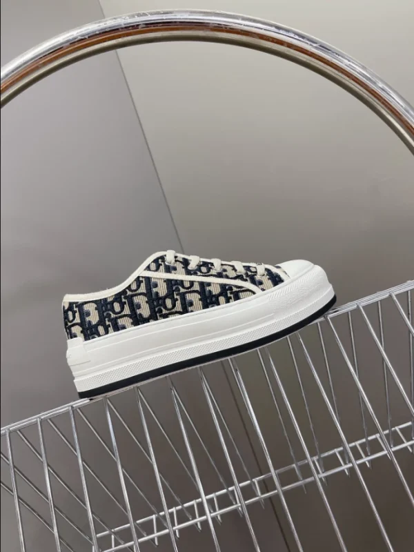 WALK’N’DIOR PLATFORM SNEAKER – CD182 - Image 2