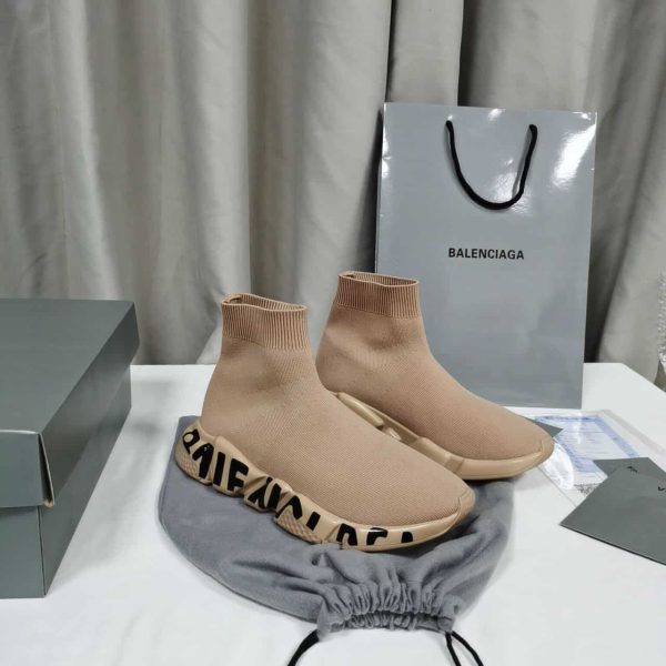 Men’s Speed Sneaker in Beige - Image 3