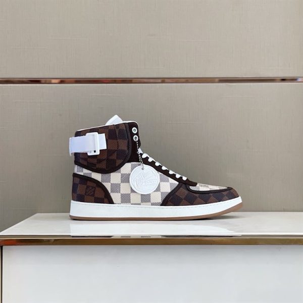 Louis Vuitton High Top Sneaker – LSVT115 - Image 2
