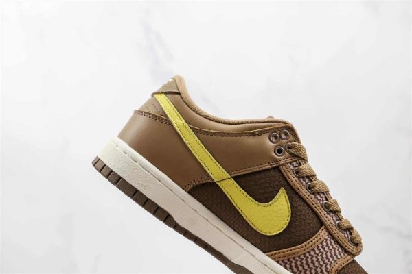 UNDEFEATED X NIKE DUNK LOW – NK80 - Image 4
