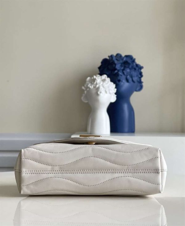 LOUIS VUITTON NEW WAVE CHAIN BAG -WLM76 - Image 9