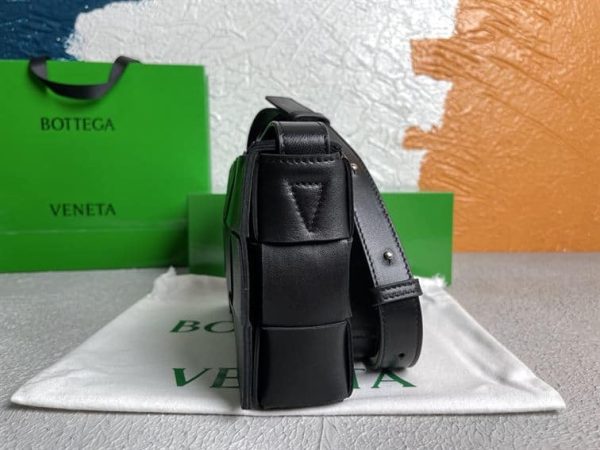 BOTTEGA VENETA WOMEN’S CASSETTE IN BLACK – WBV09 - Image 7