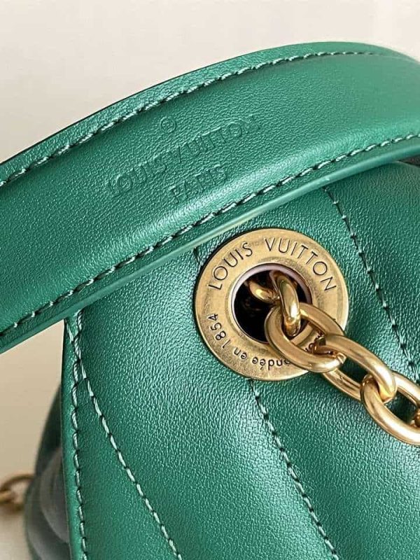 LOUIS VUITTON NEW WAVE CHAIN BAG -WLM75 - Image 9