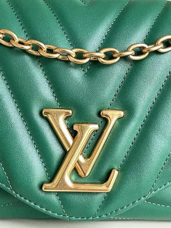 LOUIS VUITTON NEW WAVE CHAIN BAG -WLM75 - Image 8