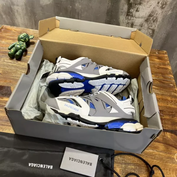 BALENCIAGA TRACK SNEAKERS – BB193 - Image 9