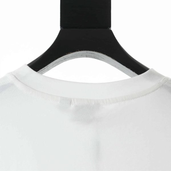 Burberry Logo-Print Cotton T-Shirt – BBRS11 - Image 5