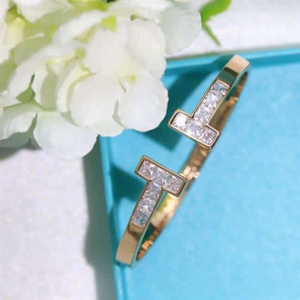 TIFFANY & CO. JEWELREY – WJL53