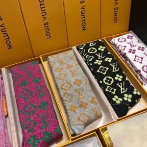 LOUIS VUITTON SOCKS – LVSS09