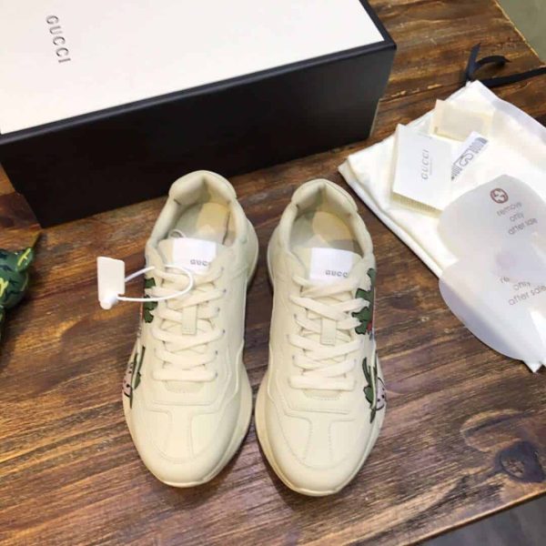 GUCCI RHYTON SNEAKER WITH STRAWBERRY - Image 4