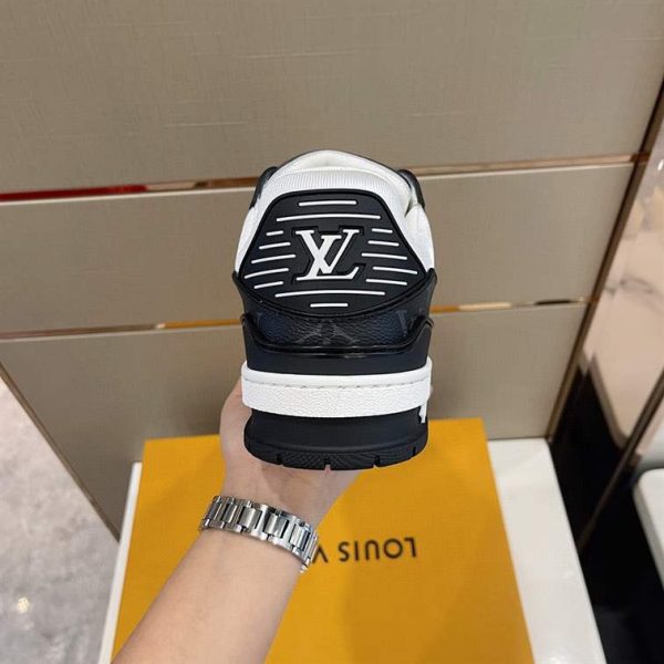 LOUIS VUITTON TRAINER SNEAKERS – LSVT159 - Image 8