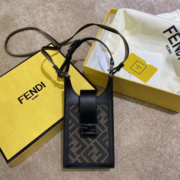 FENDI BAGUETTE – WFB018 - Image 2