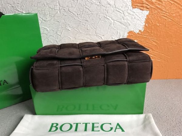 BOTTEGA VENETA WOMEN’S CHAIN CASSETTE IN FONDANT – WBV03 - Image 10
