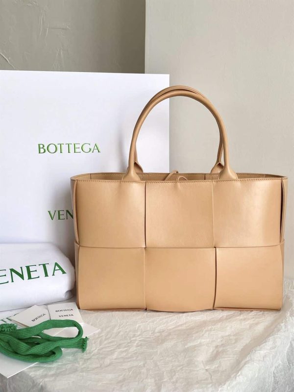 BOTTEGA VENETA WOMEN’S ARCO TOTE IN ALMOND – WBV31 - Image 10
