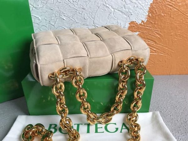 BOTTEGA VENETA WOMEN’S CHAIN CASSETTE IN PORRIDGE – WBV01 - Image 9